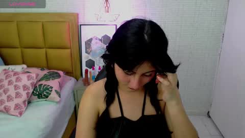 LOLA online show from January 14, 3:01 am