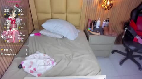 LOLA online show from April 9, 6:19 am