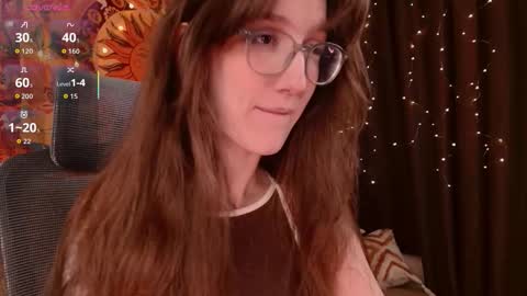 lolami_ online show from February 23, 6:00 am