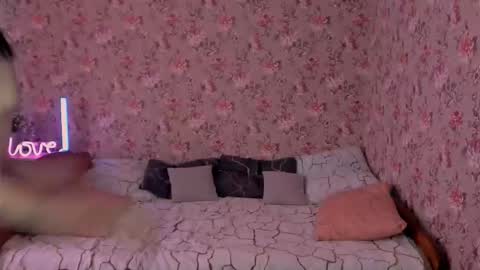 Lola Next stream January 6th at 0500am  30 minutes GMT online show from February 7, 5:22 am