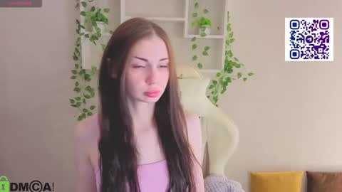 Lola online show from December 4, 9:18 am