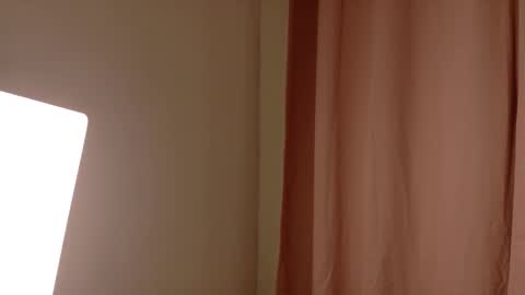 Lola online show from September 17, 12:07 pm