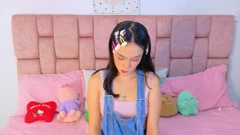 Lola online show from November 28, 7:27 pm