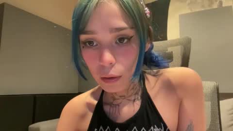 Snapshot of lole6913 chatting on February 5, 12:15 am lole online show from February 5, 12:15 am