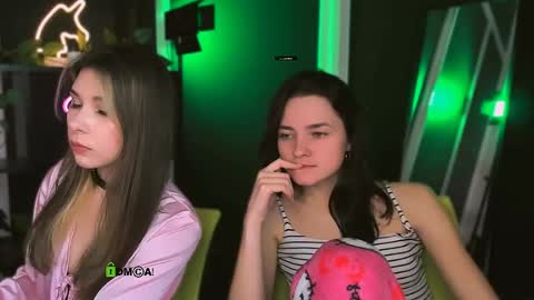 lole ti online show from April 4, 6:05 pm