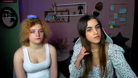 Snapshot of lolli_popsi chatting on December 16, 1:16 pm lolli_popsi online show from December 16, 1:16 pm