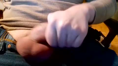 lollo0004 online show from February 3, 7:30 pm