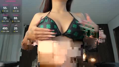 lolly18_ online show from April 21, 8:12 pm