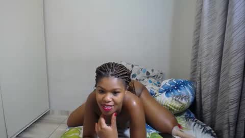lolly_96 online show from October 9, 3:15 am