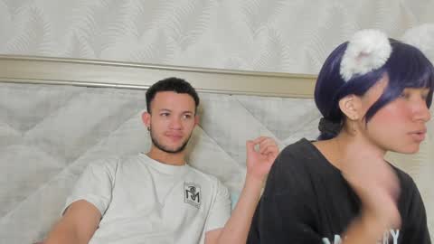 Snapshot of lolly_polie chatting on January 18, 2:02 pm Lolly and neighbor online show from January 18, 2:02 pm