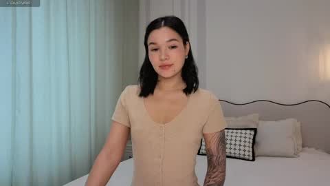 lolly_turner online show from May 17, 5:16 am
