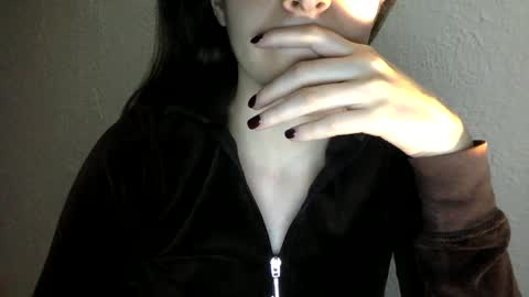 agnes online show from December 9, 10:09 pm