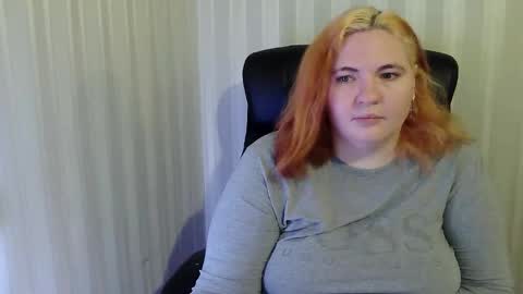 LollyNomelty online show from December 19, 7:43 pm