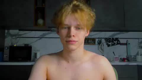 Nelis online show from May 10, 3:39 pm