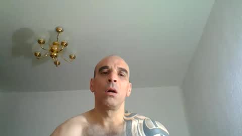 Snapshot of lolotatto chatting on June 9, 4:51 pm lolotatto online show from June 9, 4:51 pm