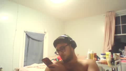 Snapshot of lolpop81020 chatting on November 1, 11:18 pm lolpop81020 online show from November 1, 11:18 pm