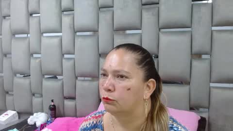 Snapshot of loly47 chatting on October 23, 10:30 pm loly47 online show from October 23, 10:30 pm