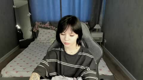 Loly online show from May 5, 1:13 am