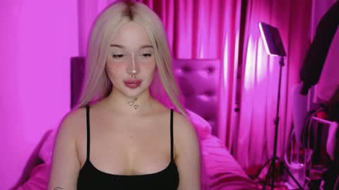 Kari online show from April 13, 8:03 pm