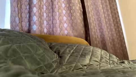 lomakaxd online show from November 7, 10:04 am