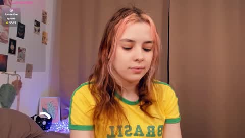 Lona online show from March 4, 7:31 pm