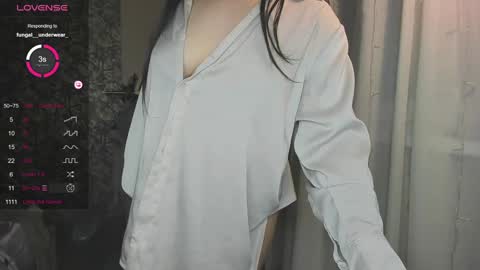 lona online show from February 3, 4:41 pm