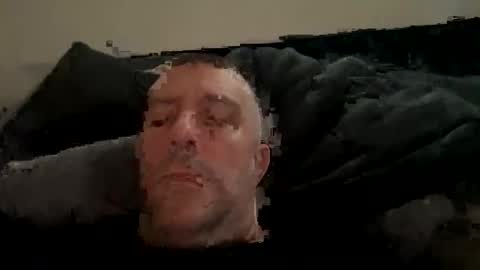 Snapshot of londonsbigbenxxx chatting on December 15, 9:24 am londonsbigbenxxx online show from December 15, 9:24 am