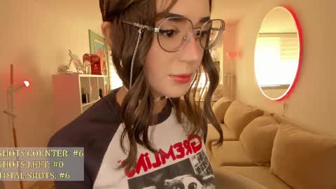 SABRINA online show from March 8, 7:53 pm