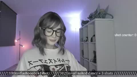 Snapshot of lonelly_lolly98 chatting on June 25, 12:43 am SABRINA online show from June 25, 12:43 am