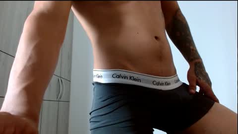 lonelydick2002 online show from January 15, 6:08 pm