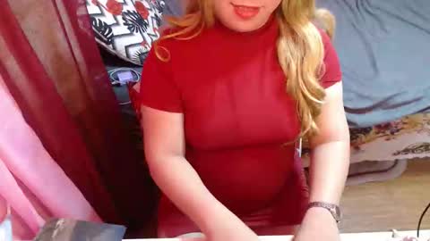 lonelysofia6969 online show from May 27, 6:27 pm