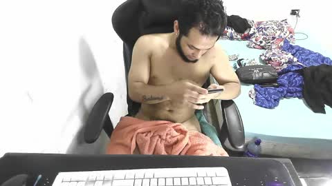 Marvin Santiago online show from April 25, 6:27 am