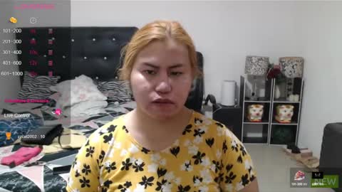 TOPwithEXTRABiG online show from February 18, 9:21 am