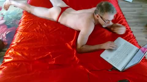 Snapshot of longbowrider555 chatting on February 13, 7:10 pm Jeff online show from February 13, 7:10 pm