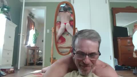 Snapshot of longbowrider555 chatting on September 16, 7:26 pm Jeff online show from September 16, 7:26 pm