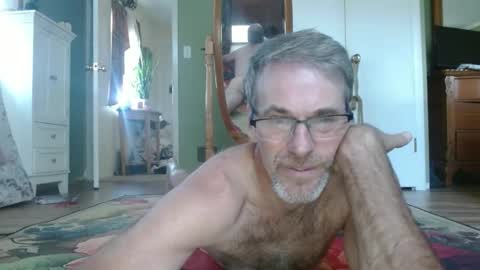 Snapshot of longbowrider555 chatting on October 2, 1:29 pm Jeff online show from October 2, 1:29 pm