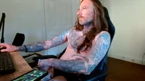 Snapshot of longhair021 chatting on July 2, 10:16 pm longhair online show from July 2, 10:16 pm