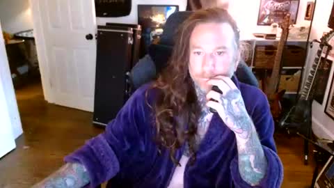 Snapshot of longhair021 chatting on July 7, 7:29 pm longhair online show from July 7, 7:29 pm