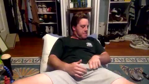 Snapshot of longjohnsilverskin chatting on October 19, 1:17 am longjohnsilverskin online show from October 19, 1:17 am