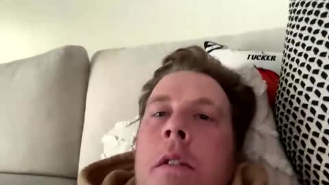 Snapshot of longjohnsilverskin chatting on February 2, 9:46 pm longjohnsilverskin online show from February 2, 9:46 pm