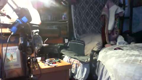 Snapshot of longloadedtx chatting on October 25, 1:13 am Mr. FogoDeChao online show from October 25, 1:13 am