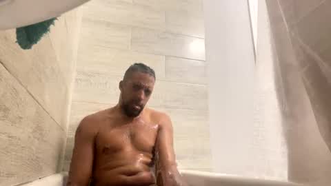 longmeat901 online show from January 4, 8:17 am