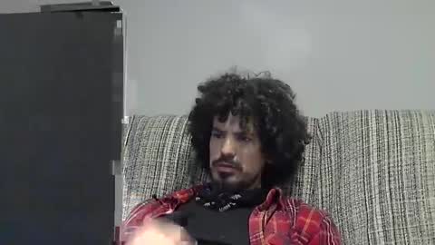 Snapshot of longnight5 chatting on December 12, 2:26 am Alejandro Rulitos Twitter longnight55 Intagram 5longnight5 online show from December 12, 2:26 am