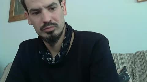 Snapshot of longnight5 chatting on January 27, 9:02 am Alejandro Rulitos Twitter longnight55 Intagram 5longnight5 online show from January 27, 9:02 am