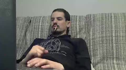 Snapshot of longnight5 chatting on January 27, 7:46 pm Alejandro Rulitos Twitter longnight55 Intagram 5longnight5 online show from January 27, 7:46 pm