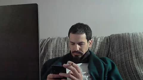 Snapshot of longnight5 chatting on February 5, 5:09 pm Alejandro Rulitos Twitter longnight55 Intagram 5longnight5 online show from February 5, 5:09 pm