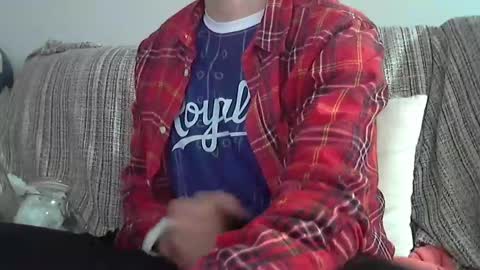 Snapshot of longnight5 chatting on March 11, 11:01 am Alejandro Rulitos Twitter longnight55 Intagram 5longnight5 online show from March 11, 11:01 am