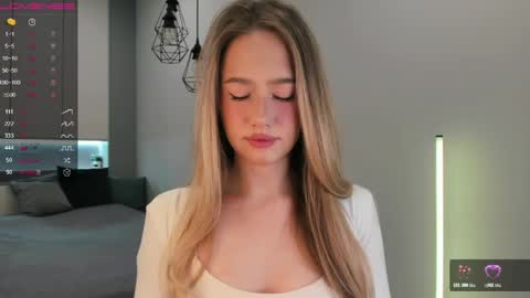 Eva online show from April 23, 3:25 pm