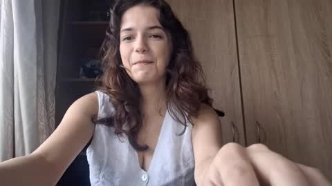 Snapshot of lonniegoldrup chatting on December 2, 8:19 am Kelly u can call Kelik online show from December 2, 8:19 am