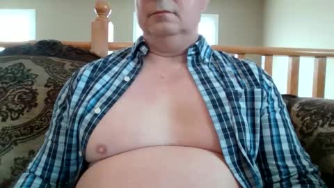 look823 online show from April 15, 3:19 pm